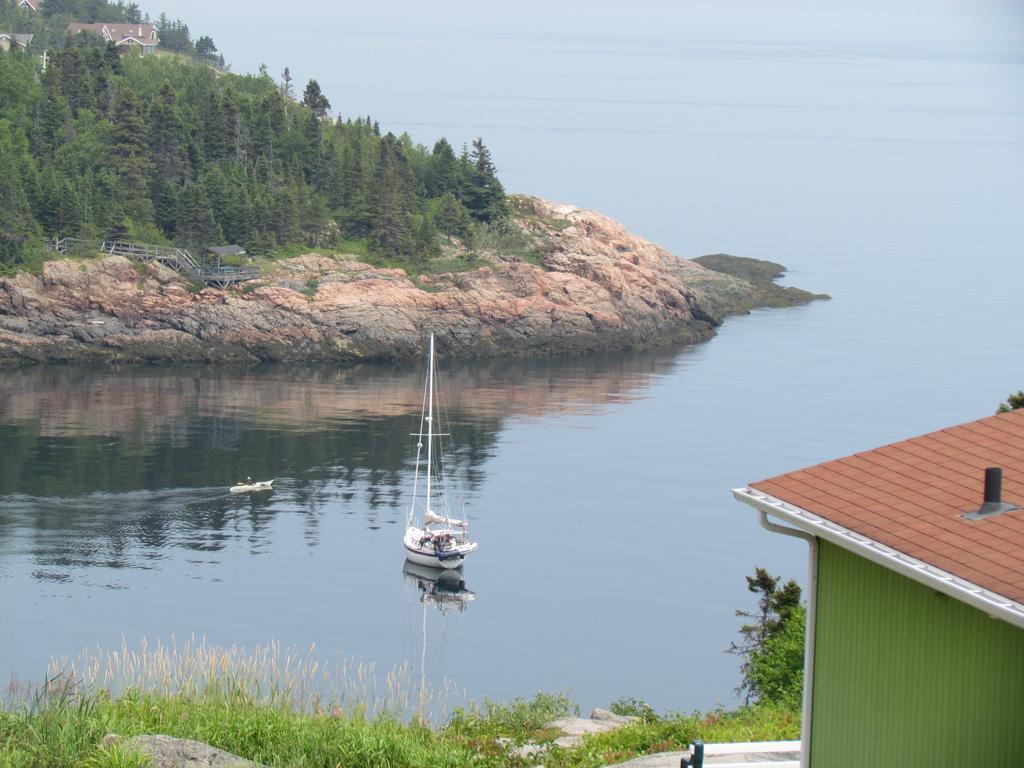 Les Chalets Au Bord De La Mer Les Escoumins Kültér fotó