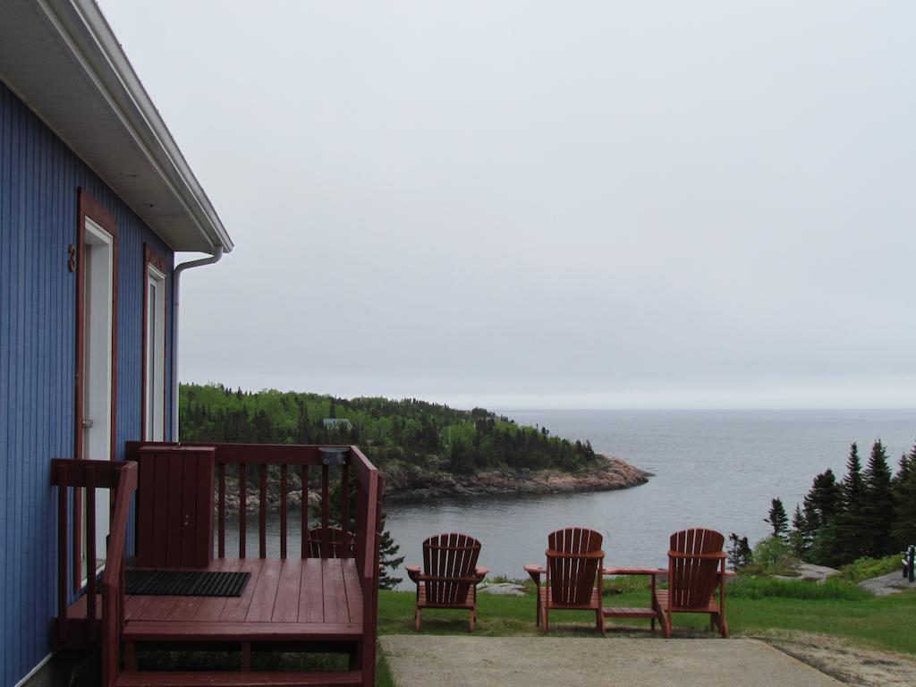 Les Chalets Au Bord De La Mer Les Escoumins Szoba fotó